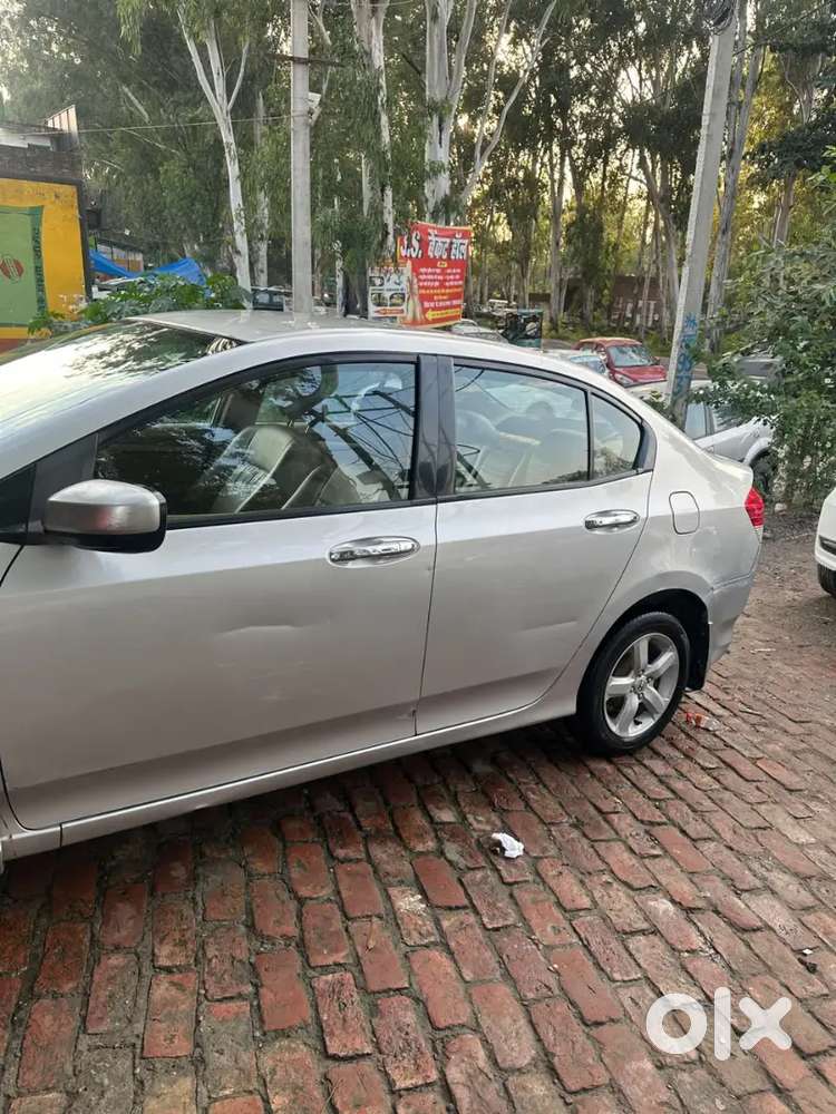 Honda City 1.5 V Petrol