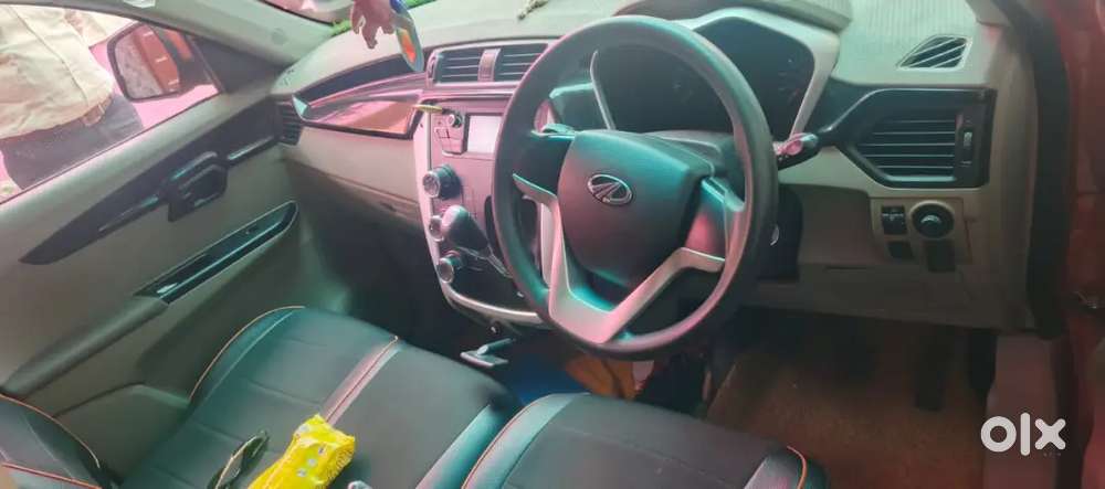 Kuv 100 Single Owner Just 22000 Km Done  Diesel 24 Kmpl Meileage