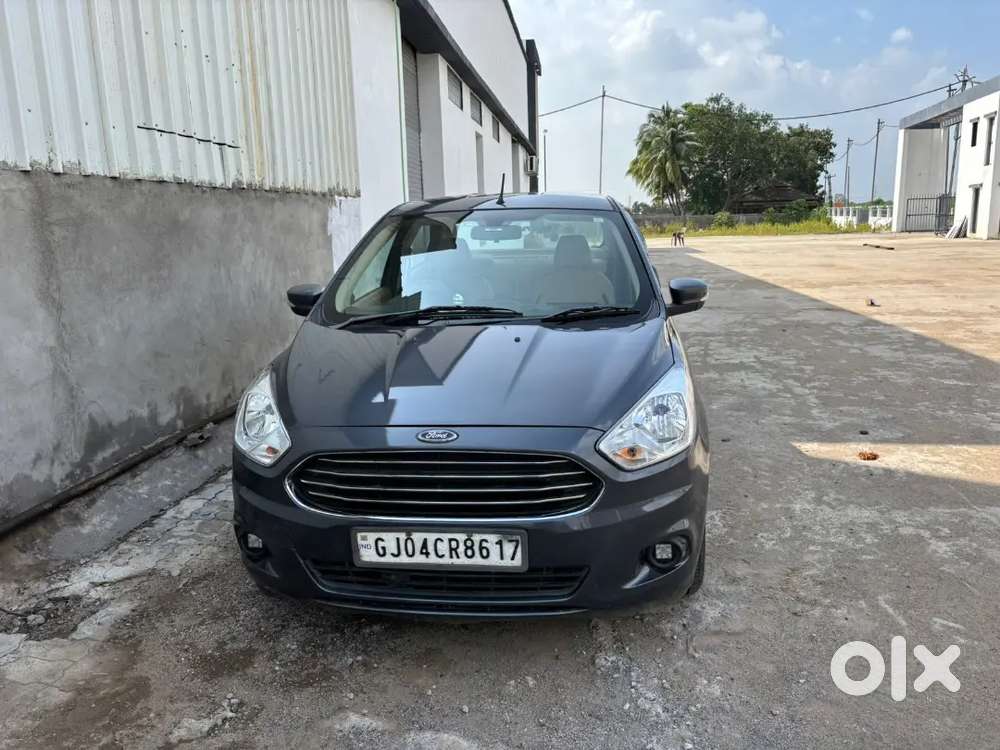 Car Ford Figo