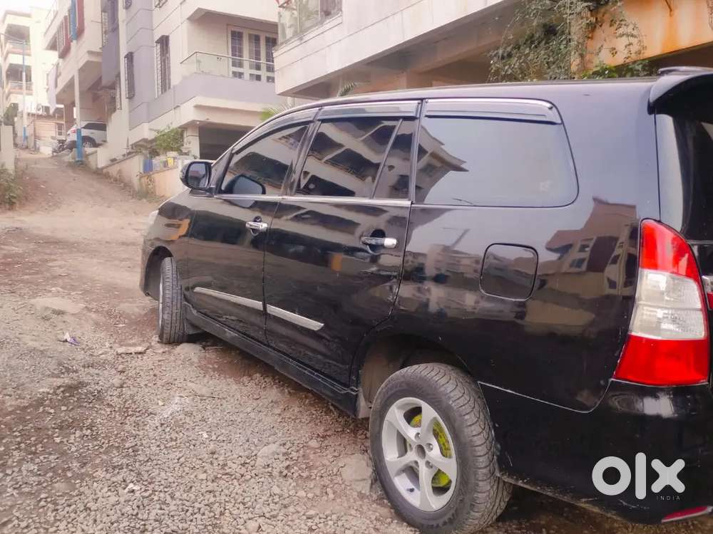 Toyota Innova 2007 Petrol Well Maintained