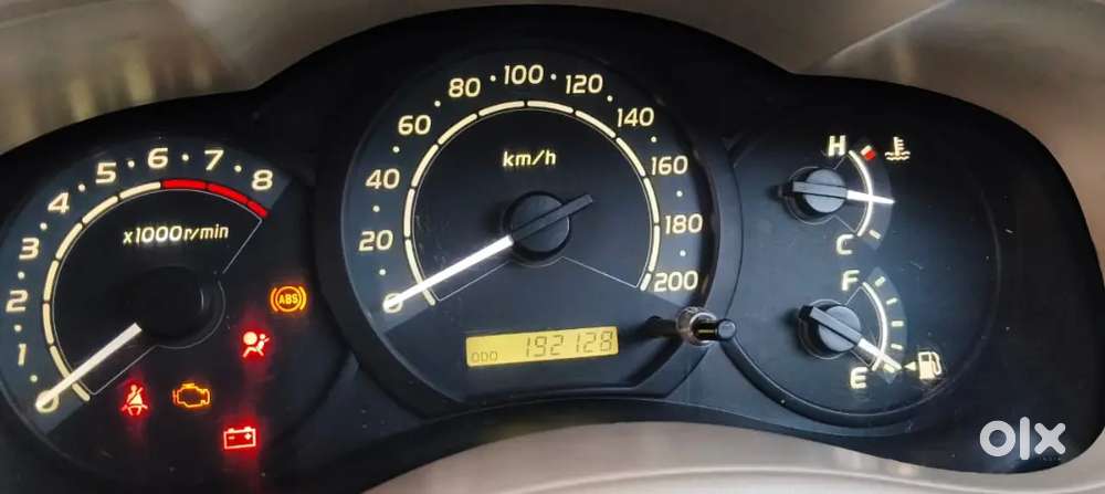 Toyota Innova 2005 Petrol 25801 Km Driven