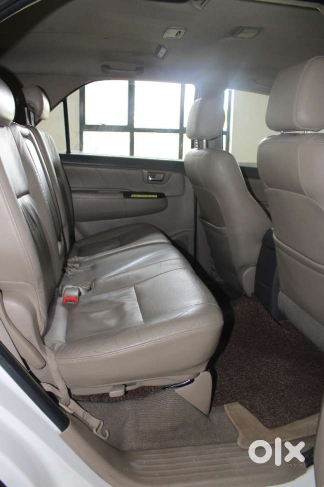 Toyota Fortuner 3.0 4x2 Automatic, 2012, Diesel