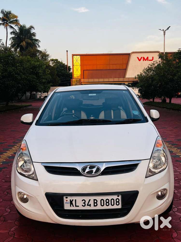 Hyundai I20 1.2 Asta Option With Sunroof, 2011, Diesel
