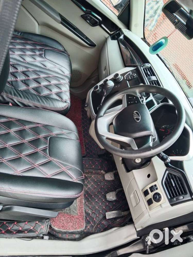 Mahindra Kuv 100 Mahindra-kuv-100-g80-k6-plus, 2016, Petrol