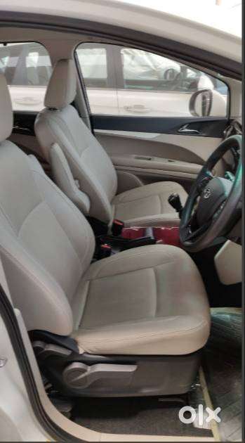 Uk08 Mahindra Marazzo M8 2020