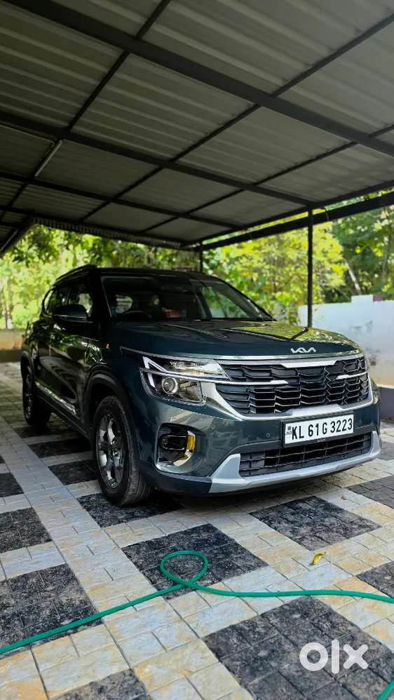 Kia Seltos Htk Plus Facelift 2023 Petrol Manual Transmission 2.3 Year.