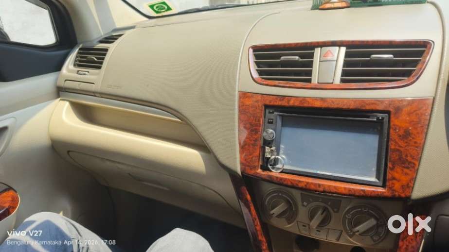 Maruti Suzuki Ertiga Vxi At Petrol, 2017, Petrol