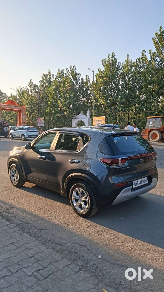 Kia Sonet, 2021, Petrol
