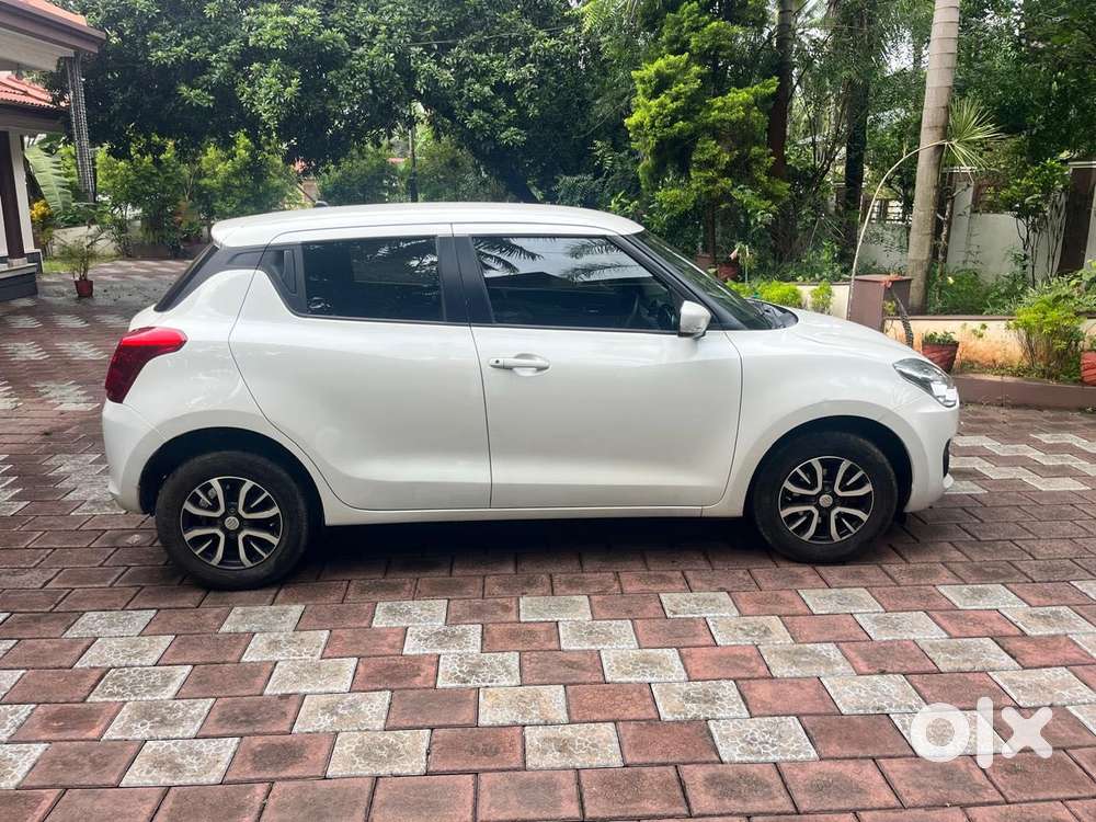Maruti Suzuki Swift Vxi Optional, 2021, Petrol