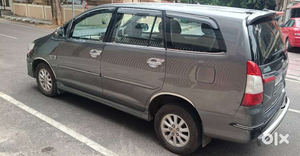 Toyota Innova 2.5 V 7 Str, 2013, Diesel