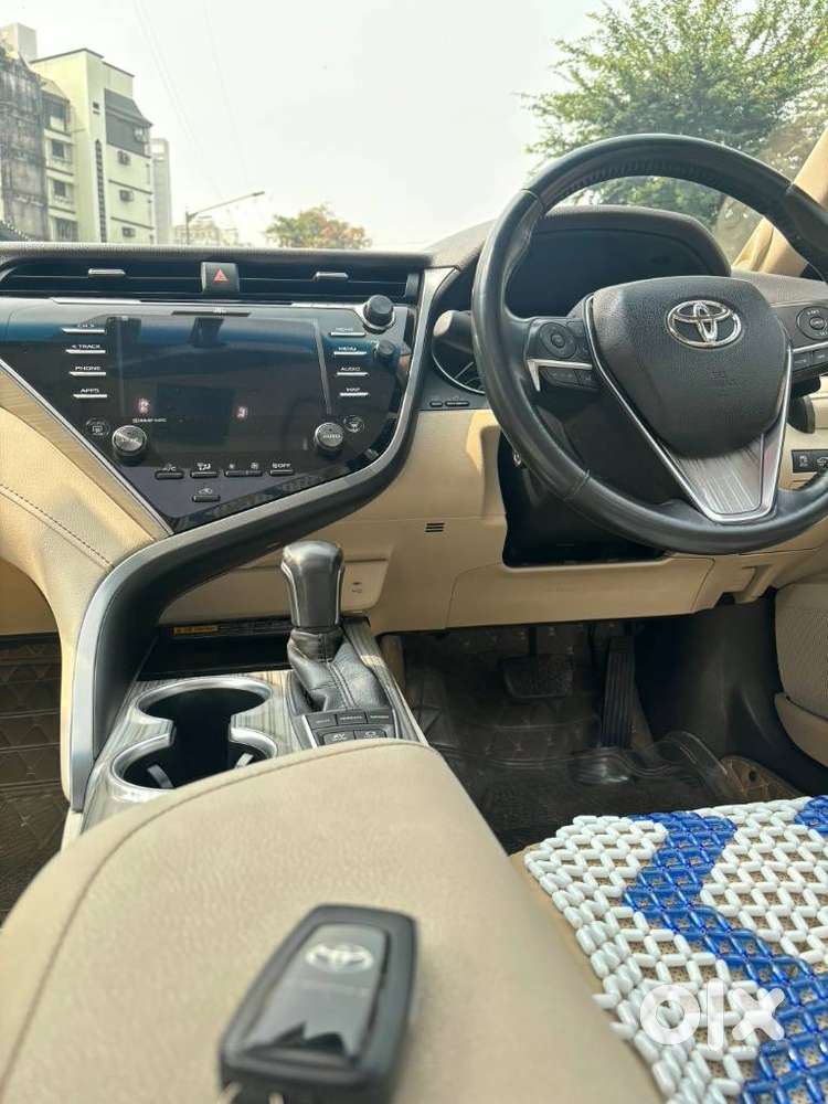 Toyota Camry, 2020, Petrol