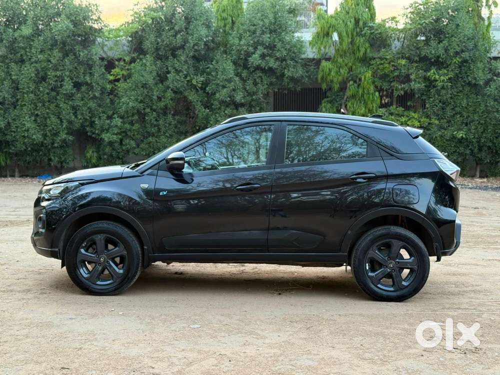 Tata Nexon Ev Xz Plus Dark Edition, 2022, Electric