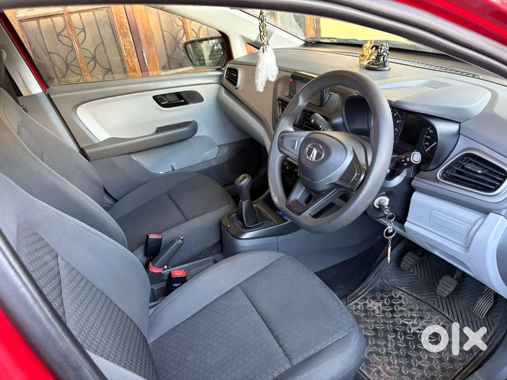 Tata Altroz 1.2 Petrol 2021