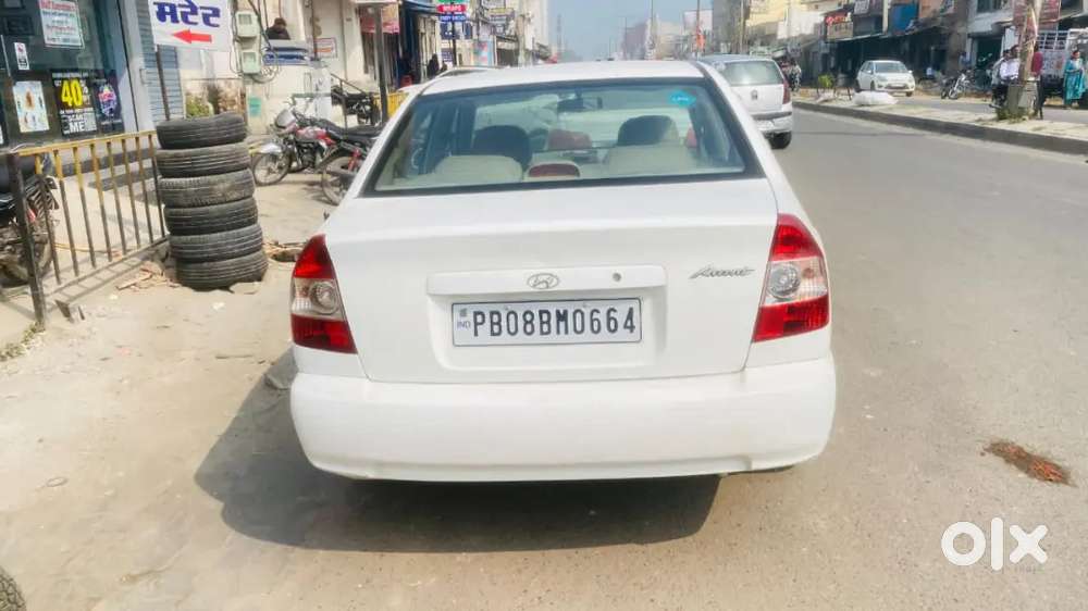 2010 Hyundai Accent Gl
