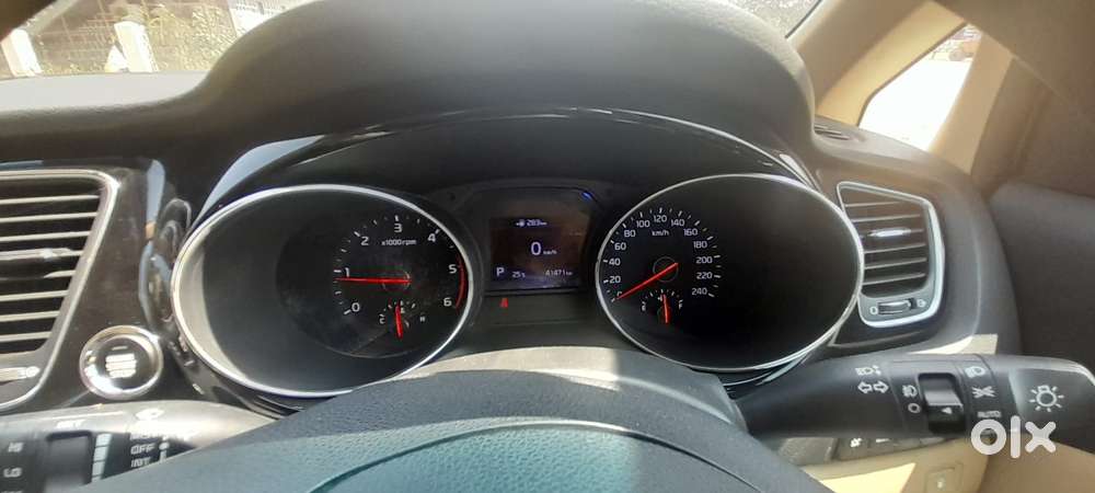 Kia Carnival Prestige, 2021, Diesel