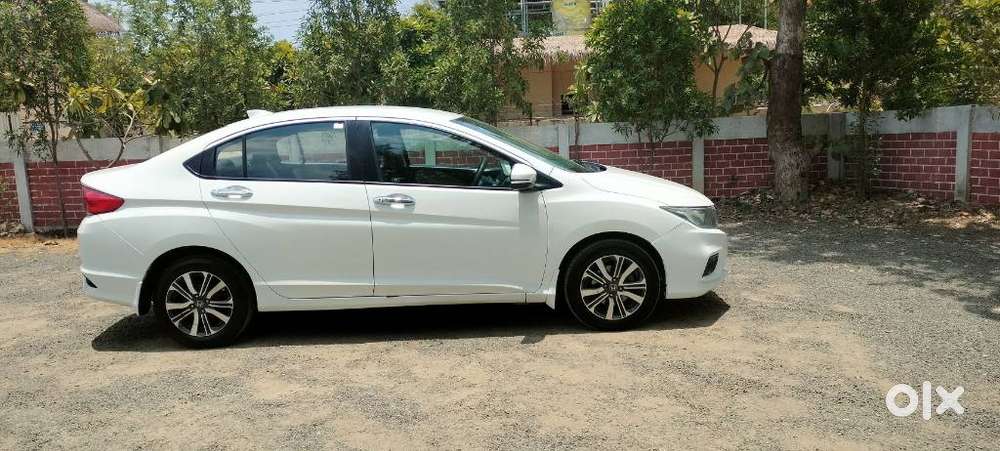 Honda City I-vtec V, 2018, Petrol