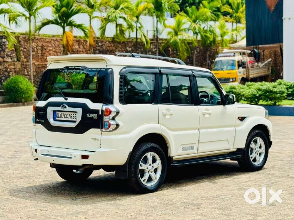 Mahindra Scorpio S10 7 Seater, 2015, Diesel