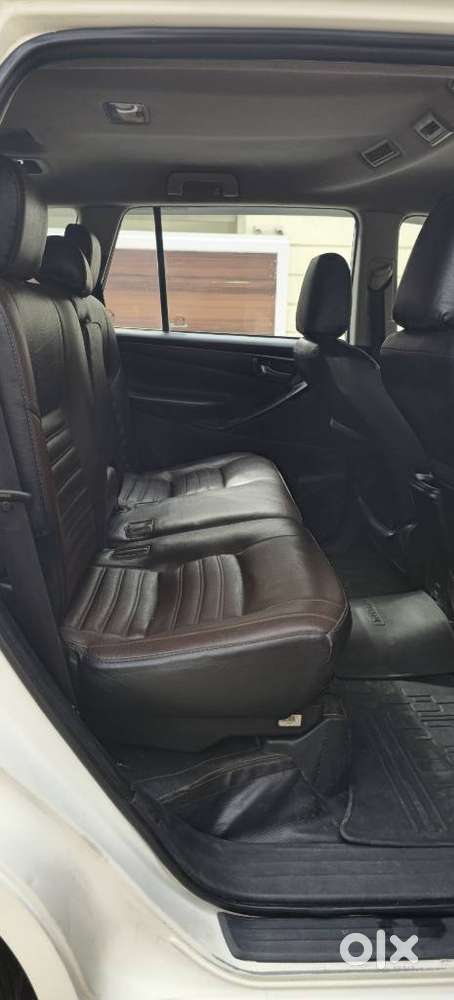 Toyota Innova Crysta 2.4 Gx Mt 8s, 2020, Diesel