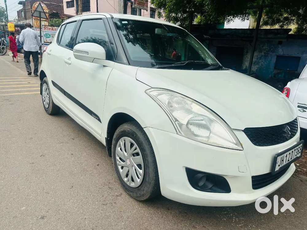 Maruti Suzuki Swift 2012 Diesel 118000 Km Driven