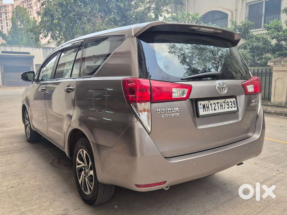 Toyota Innova Crysta 2.4 G Mt 7 Str, 2021, Diesel
