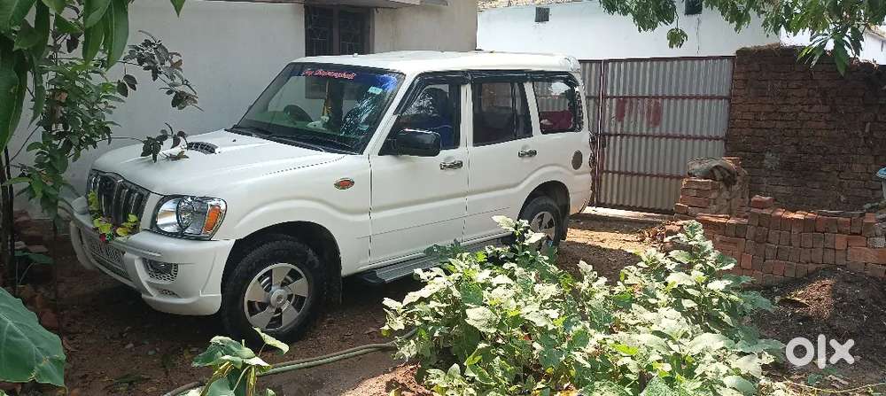 Mahindra Scorpio Classic 2013 Diesel 200000 Km Driven