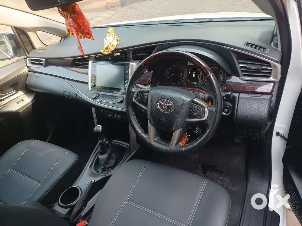 Innova Crysta V Model Manual