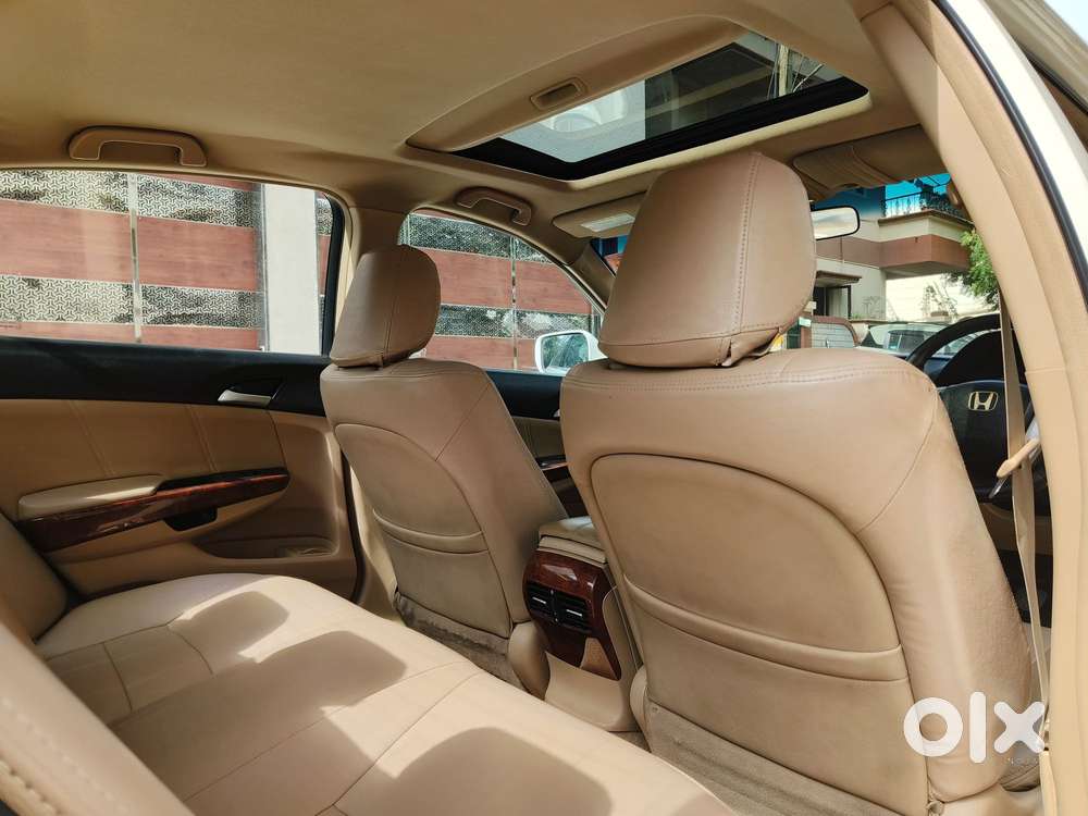 Honda Accord 2.4 Manual, 2013, Petrol