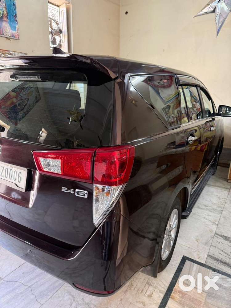 Toyota Innova Crysta 2018 Diesel 150000 Km Driven
