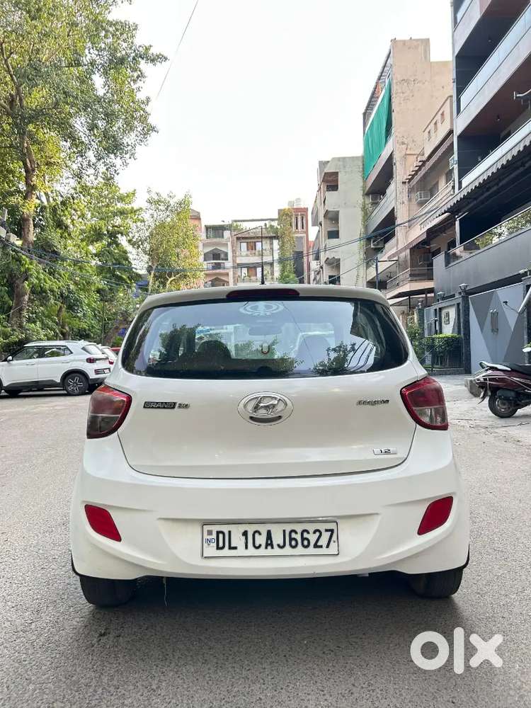 Hyundai Grand I10 2016 1st Owner Cng & Hybrids 69000 Km Driven