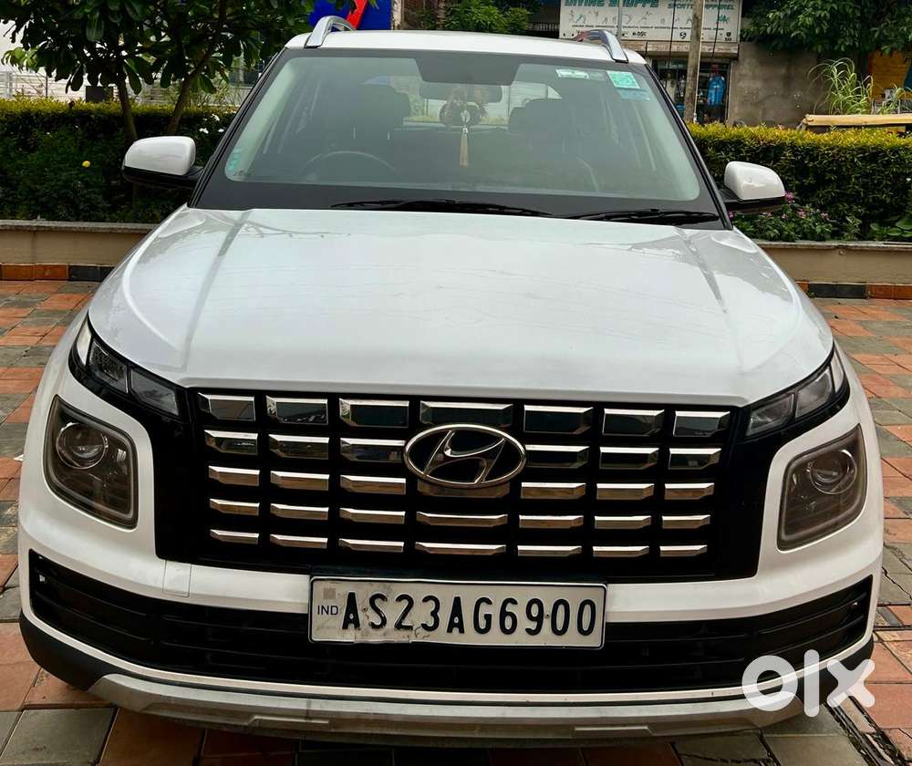 Hyundai Venue 1.2 S (o), 2023, Petrol