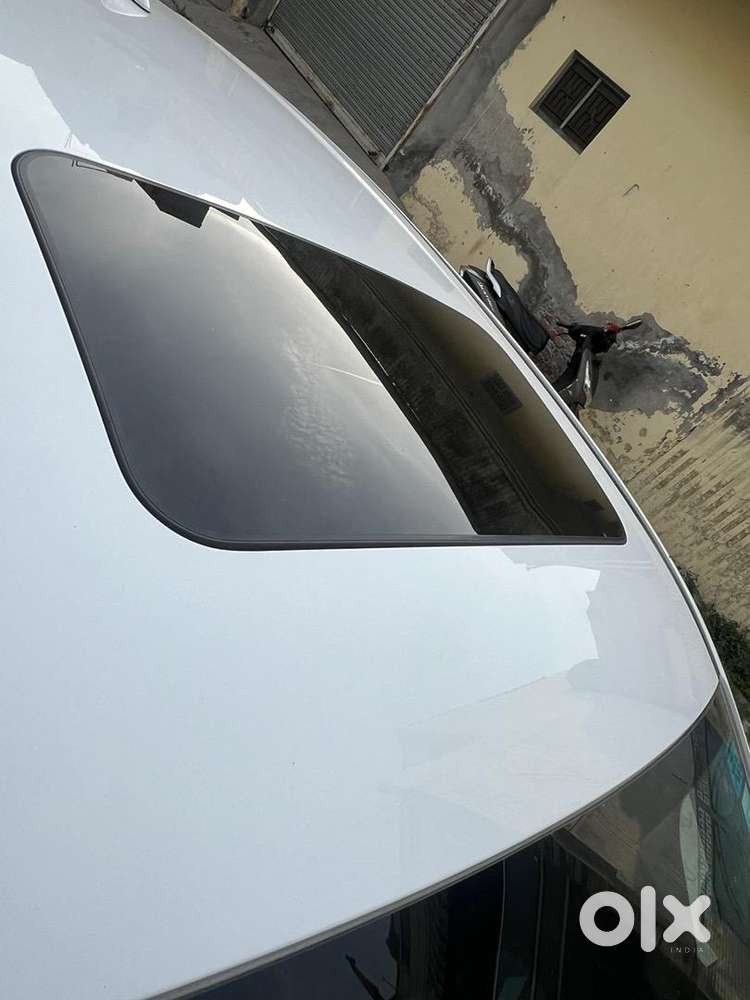 Hyundai New I20 2023 Petrol 21500 Km Driven