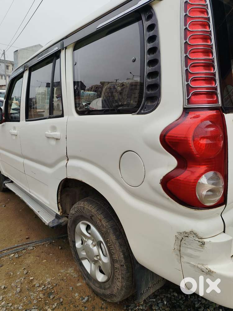 Mahindra Scorpio Facelift, 2016, Diesel