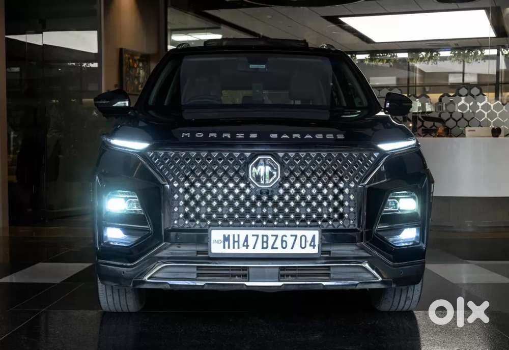Mg Hector Plus Sharp Pro 1.5 Turbo Petrol Cvt 7 Str, 2025, Petrol