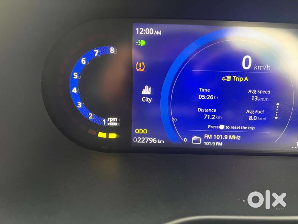 Tata Nexon, 2023, Petrol