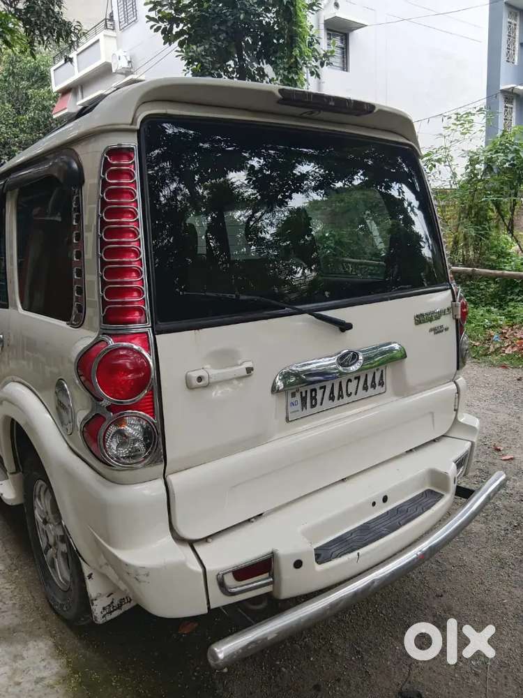 Mahindra Scorpio Diesel 2014 With Manual Transmission 5 Tyer New Well