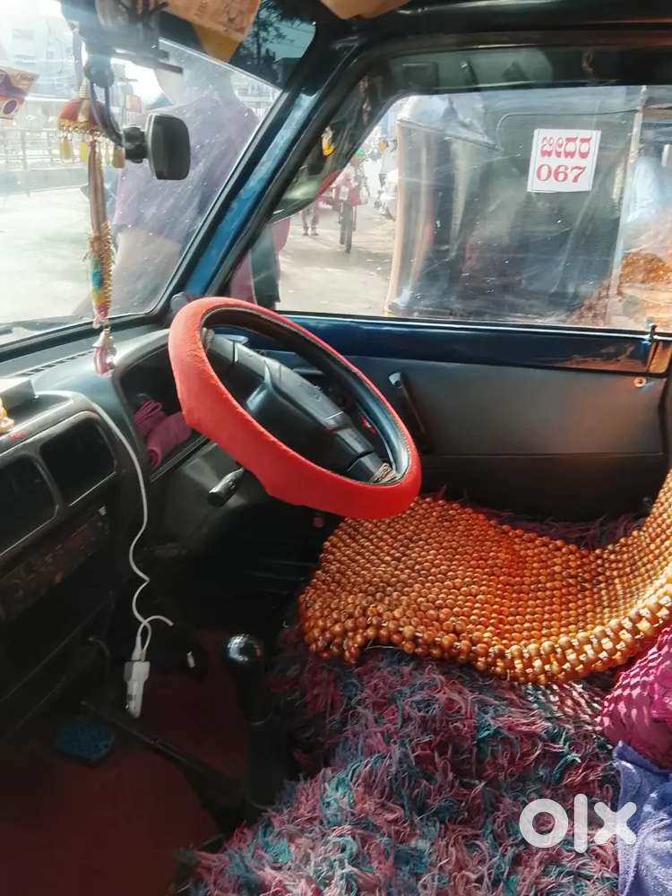 Maruti Suzuki Omni 2010