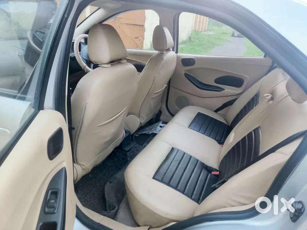 Ford Aspire Titanium Blu 2016 Petrol Automatic