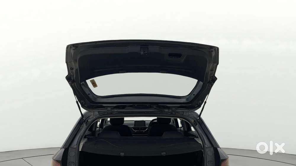 Tata Altroz 1.2 Xm Plus, 2021, Petrol