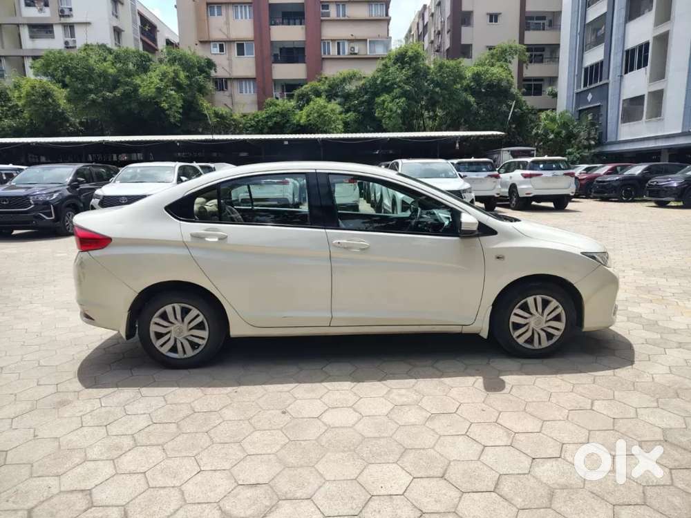 Honda City 1.5 V Mt, 2015, Petrol