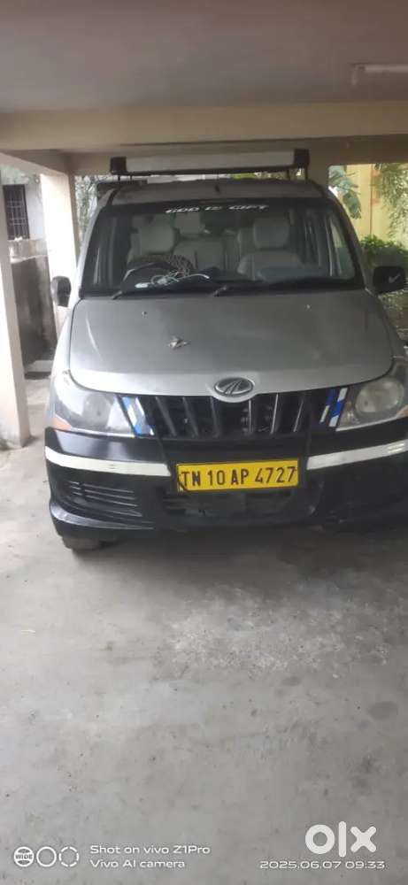 I'm Selling Mahindra Xylo D4