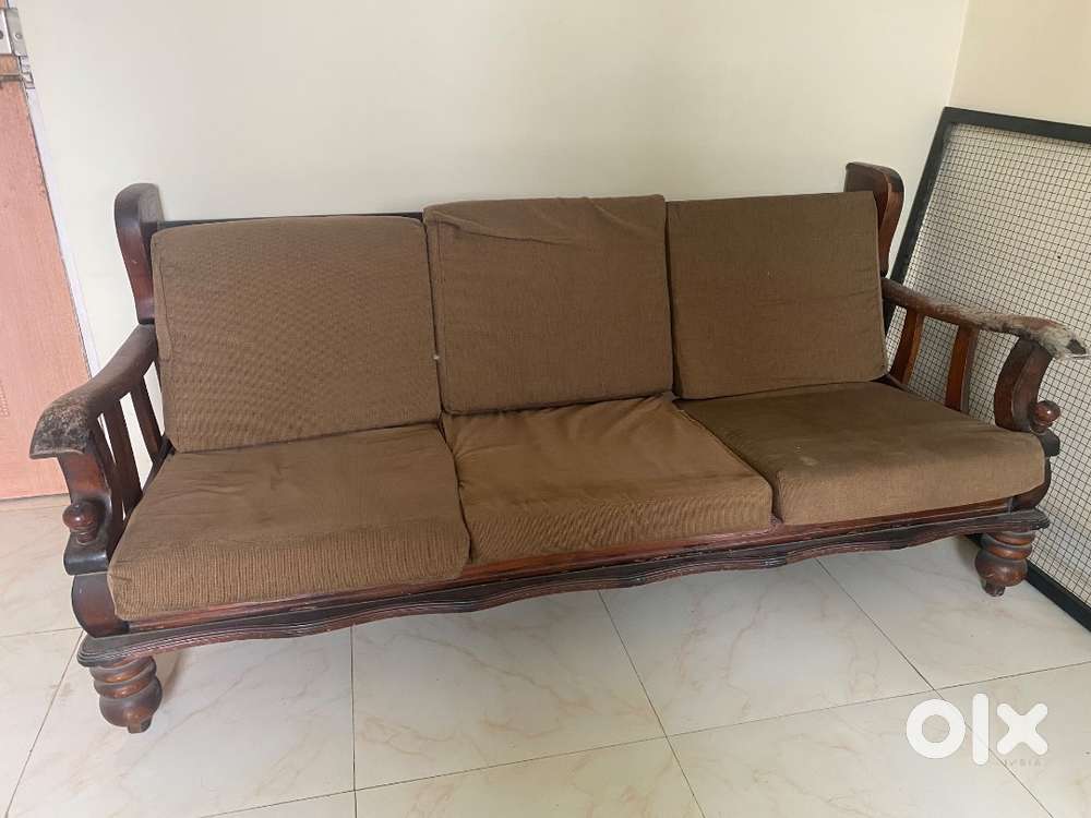 Wooden Sofa with Chairs And Single Bed