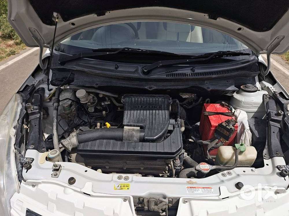 Maruti Suzuki Swift Dzire 1.2 Vxi Bsiv, 2013, Petrol