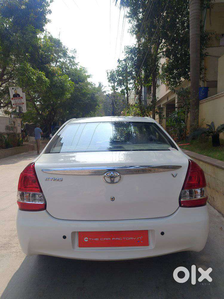 Toyota Etios 2013-2014 V Sp, 2014, Petrol