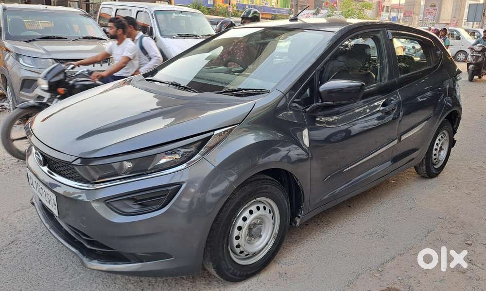 Tata Altroz Xe Petrol, 2020, Petrol