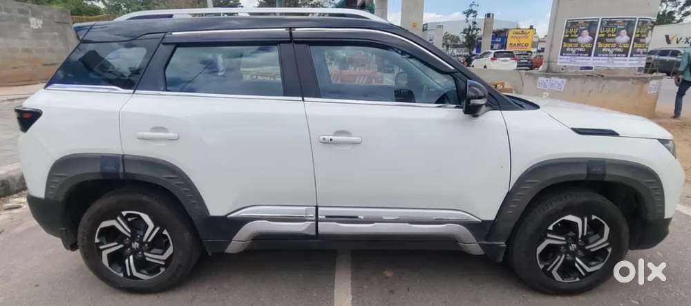 Maruti Suzuki Vitara Brezza 1.5 Zxi Plus At Dual Tone, 2022, Petrol