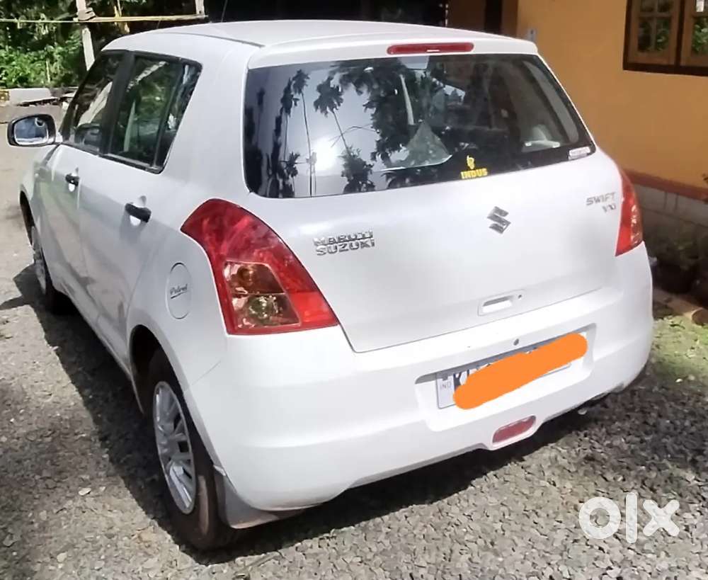 Maruti Suzuki Swift 2011
