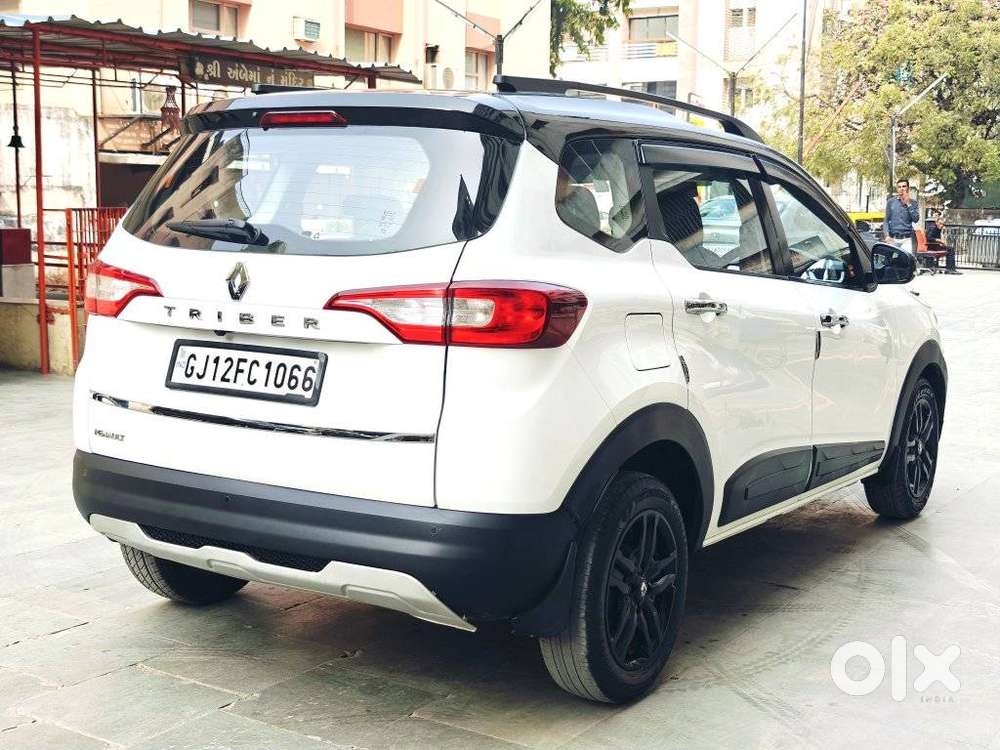 Renault Triber Rxz Easy-r Amt, 2022, Petrol