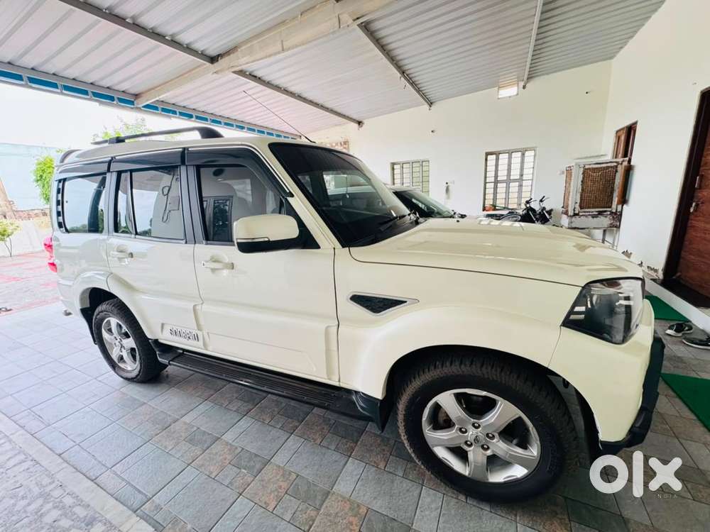 Mahindra Scorpio S11 Diesel