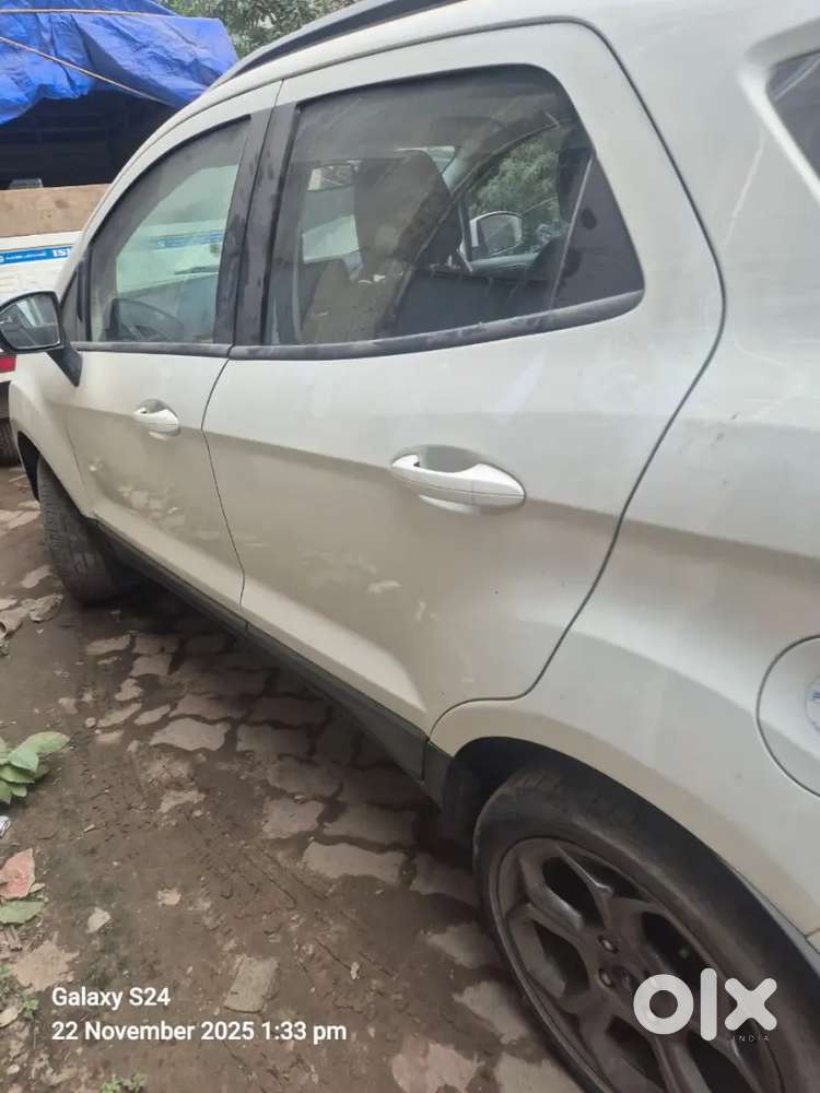 Ford Ecosports Top Model With Sunroof In Good Condition