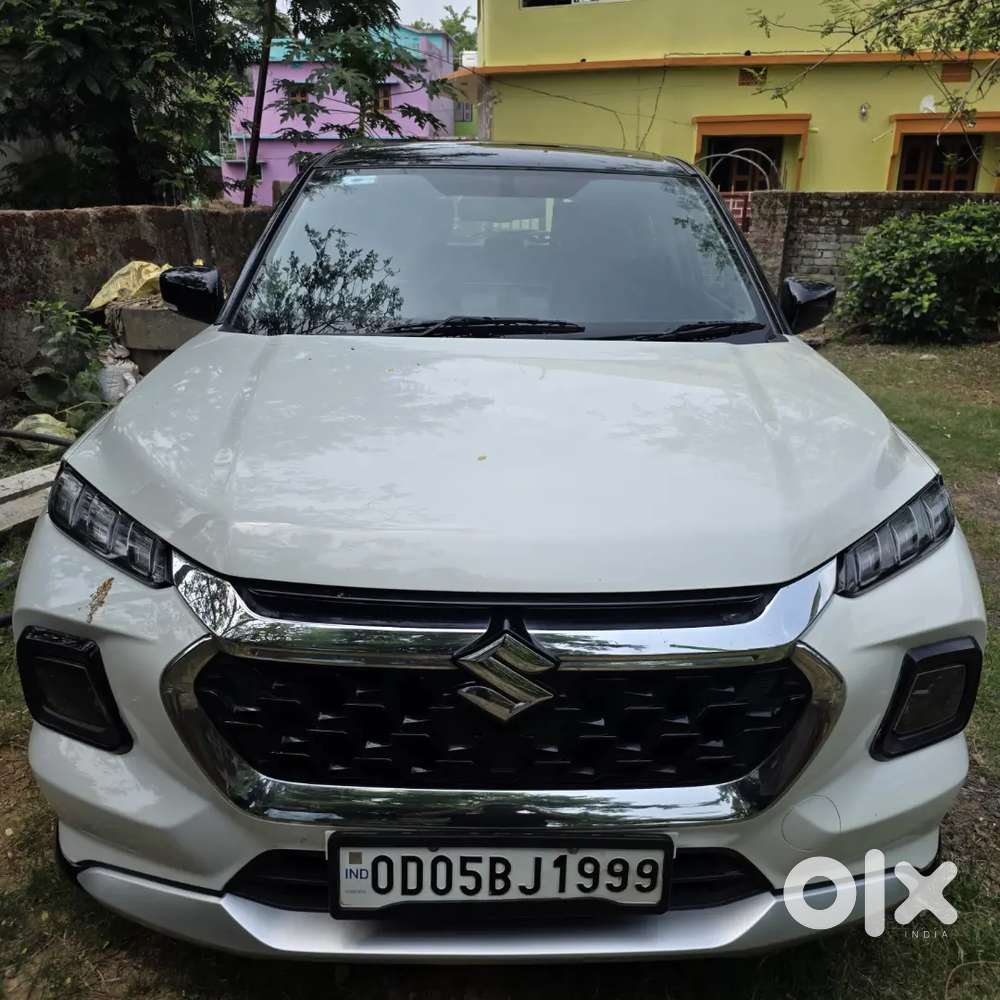 Maruti Suzuki Grand Vitara 2022 Petrol Well Maintained